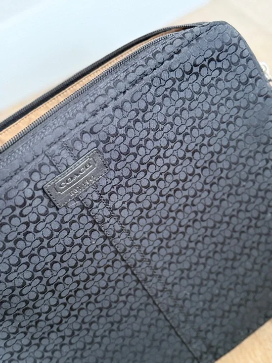 Vintage Coach Black Signature Zip Around Wallet - Picture 2 of 5